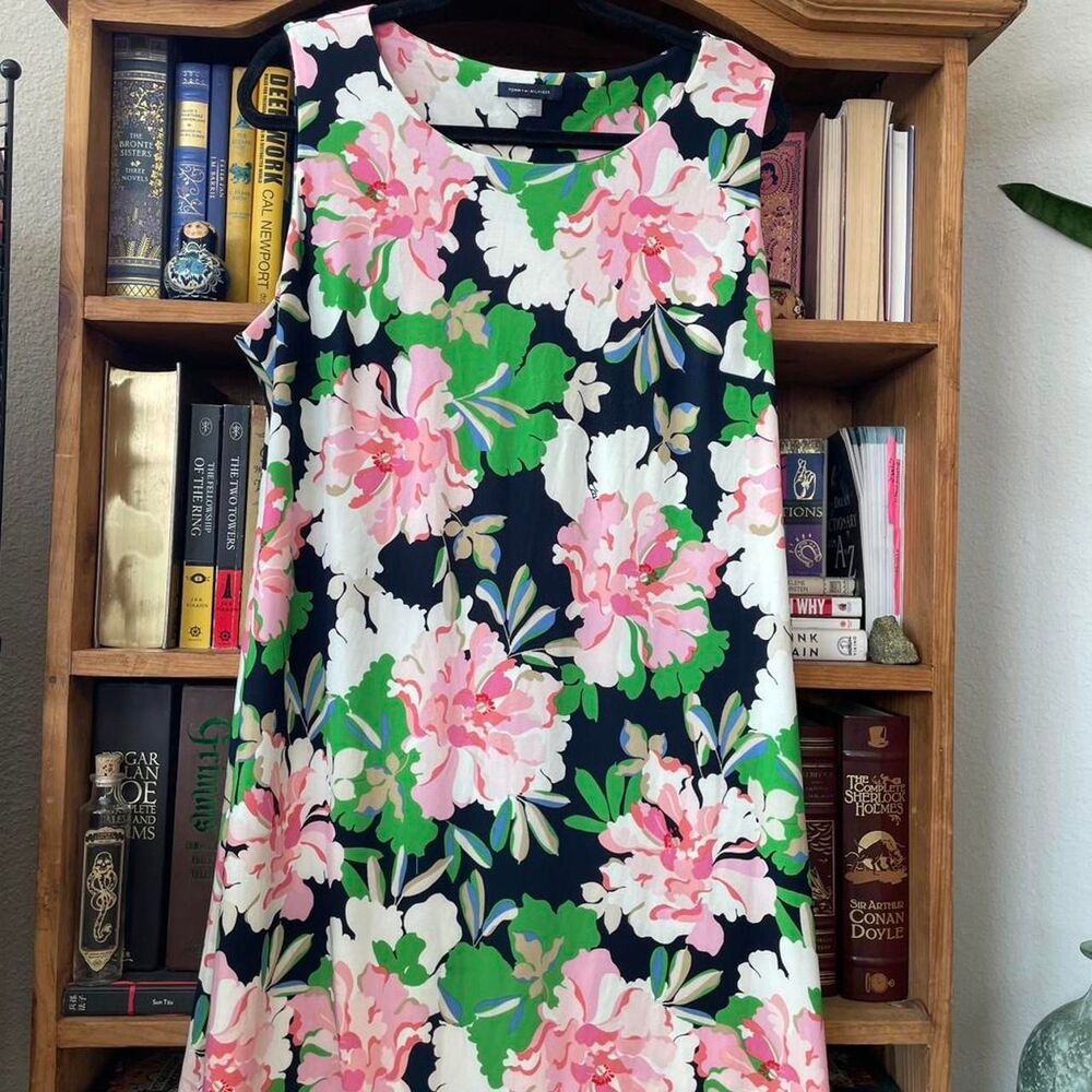 Tommy Hilfiger Green Pink and White Floral Sleeveless Shift Dress Size 16